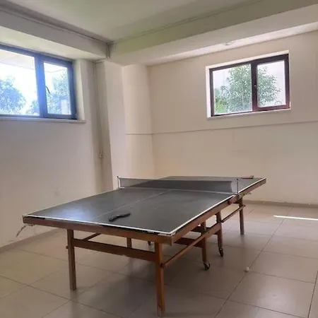 Odyssey Court A/2 *
